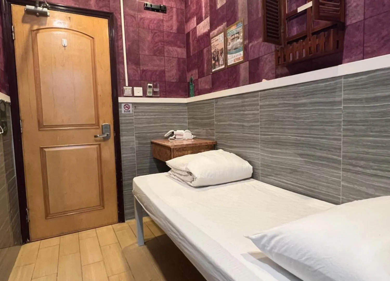 Wee Classic Inn Hong Kong Hostel